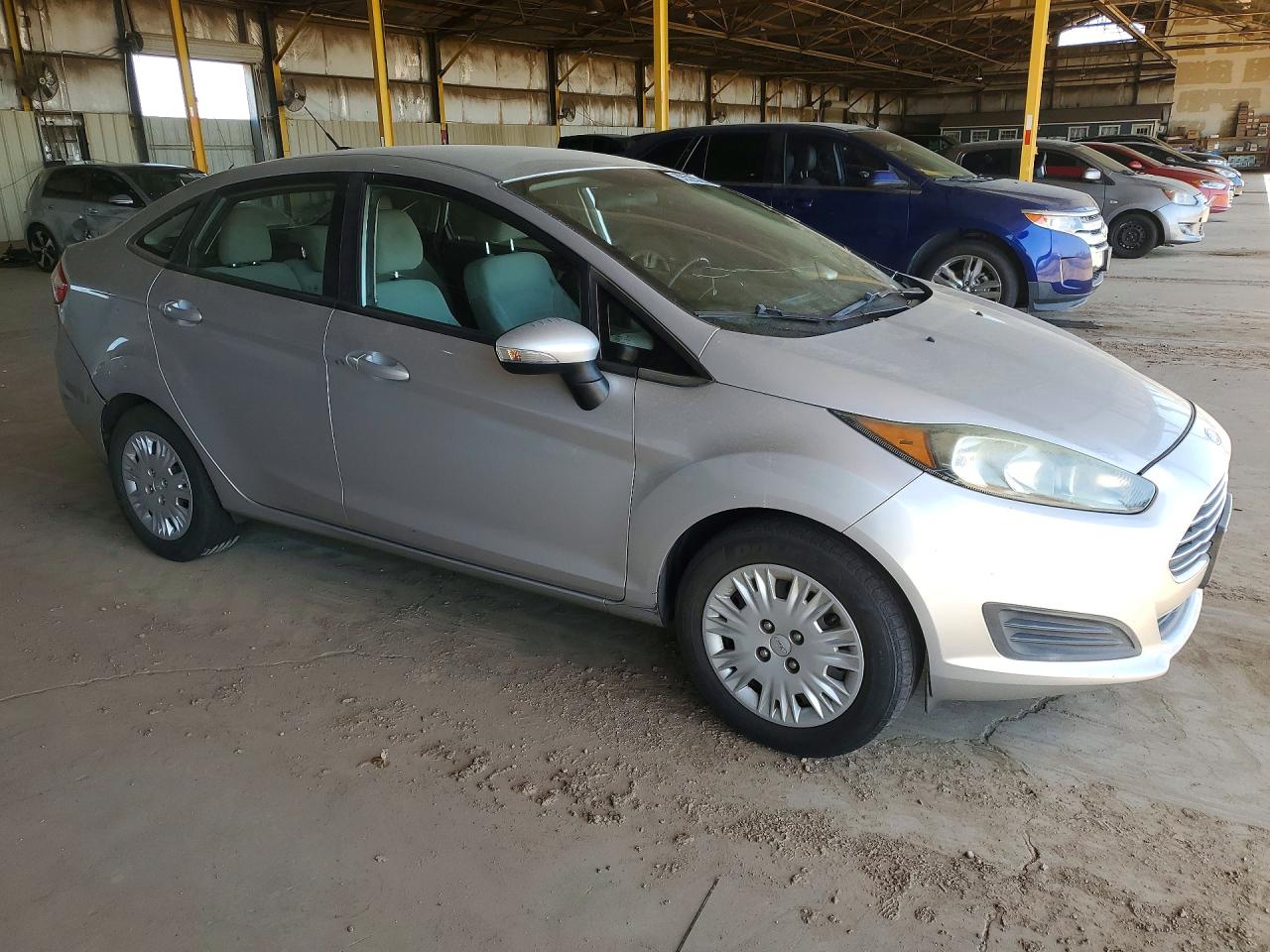 2015 FORD FIESTA SE photo 10