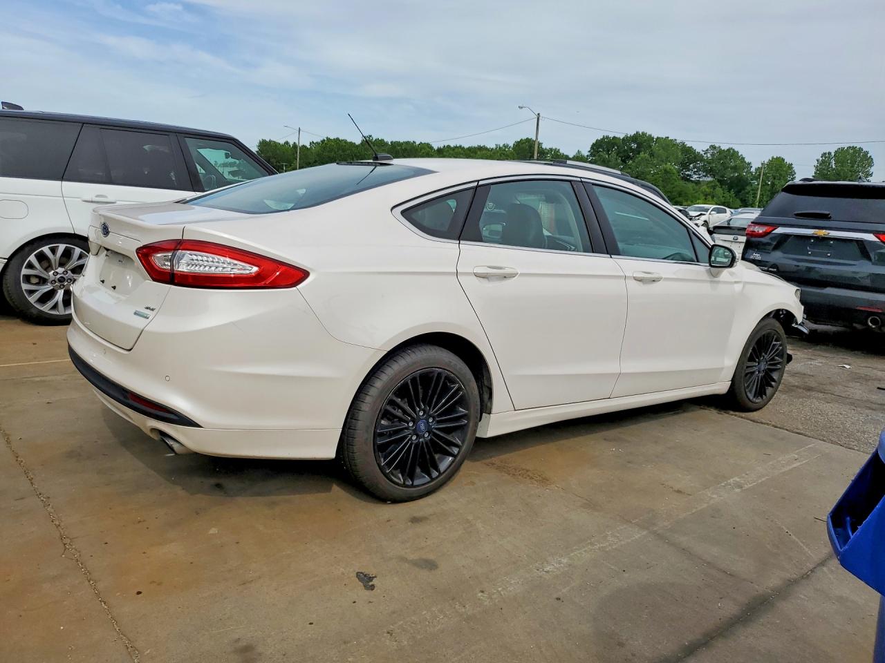 2016 FORD FUSION SE photo 5