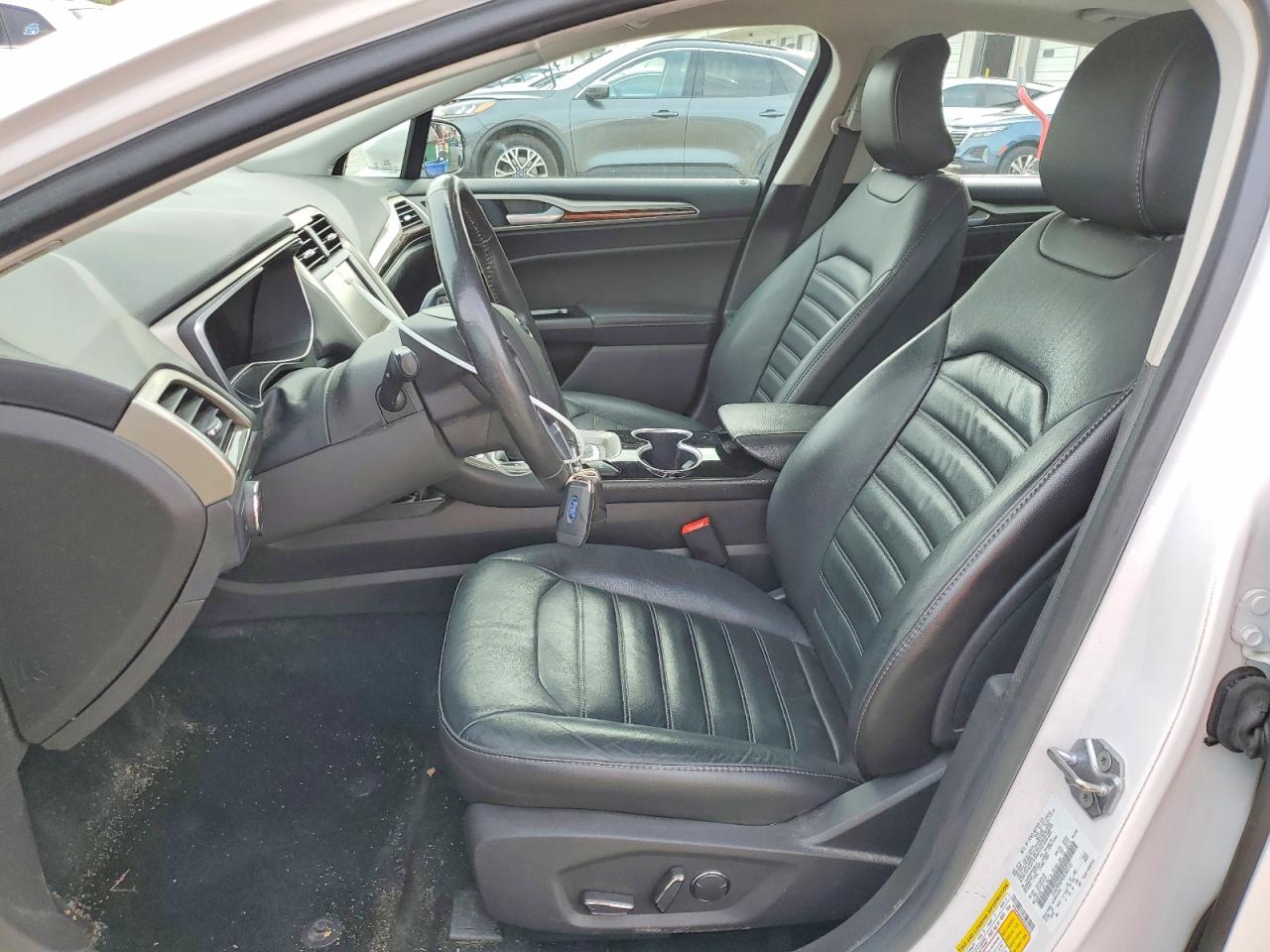 2016 FORD FUSION SE photo 13