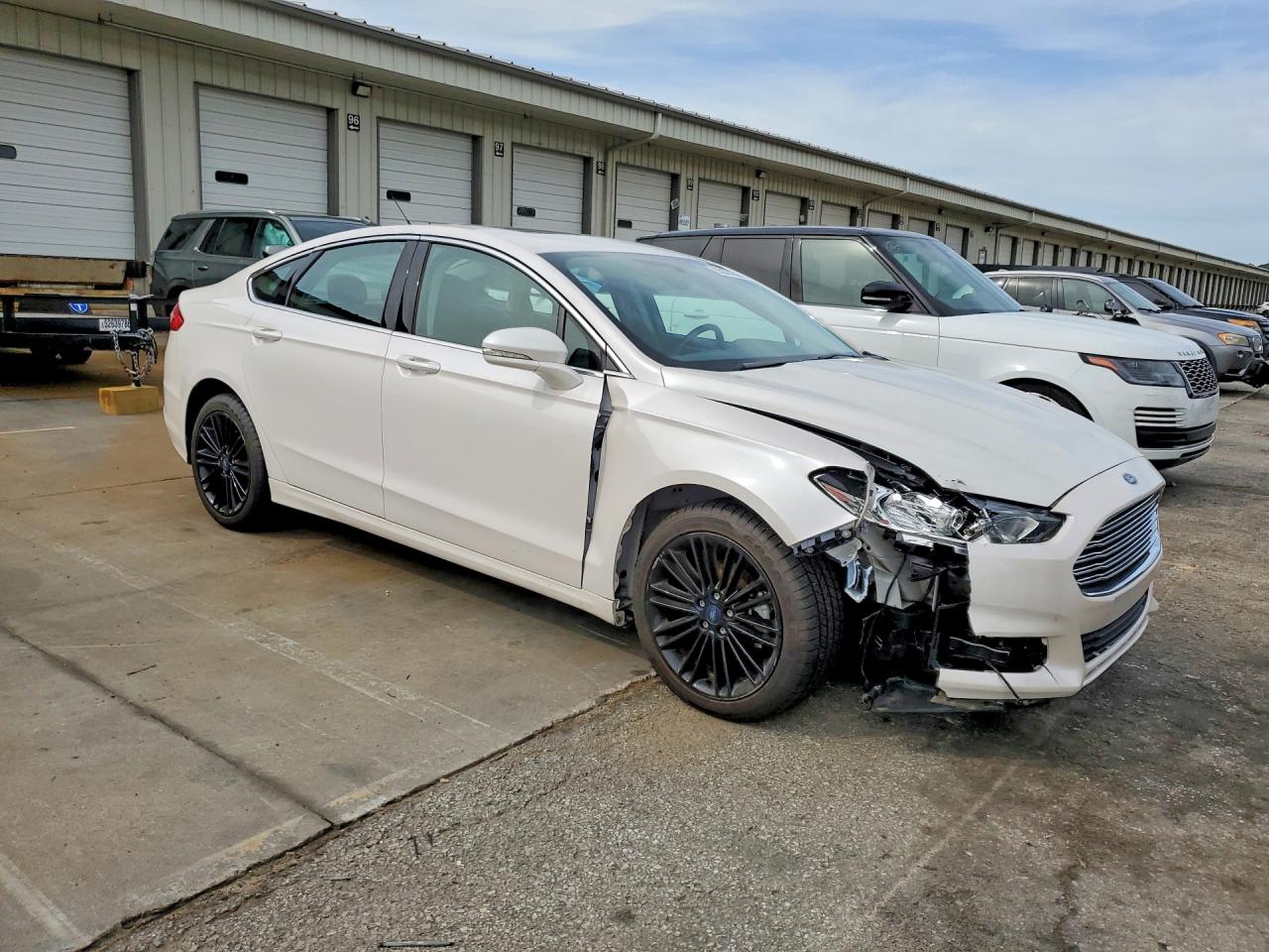 2016 FORD FUSION SE photo 7