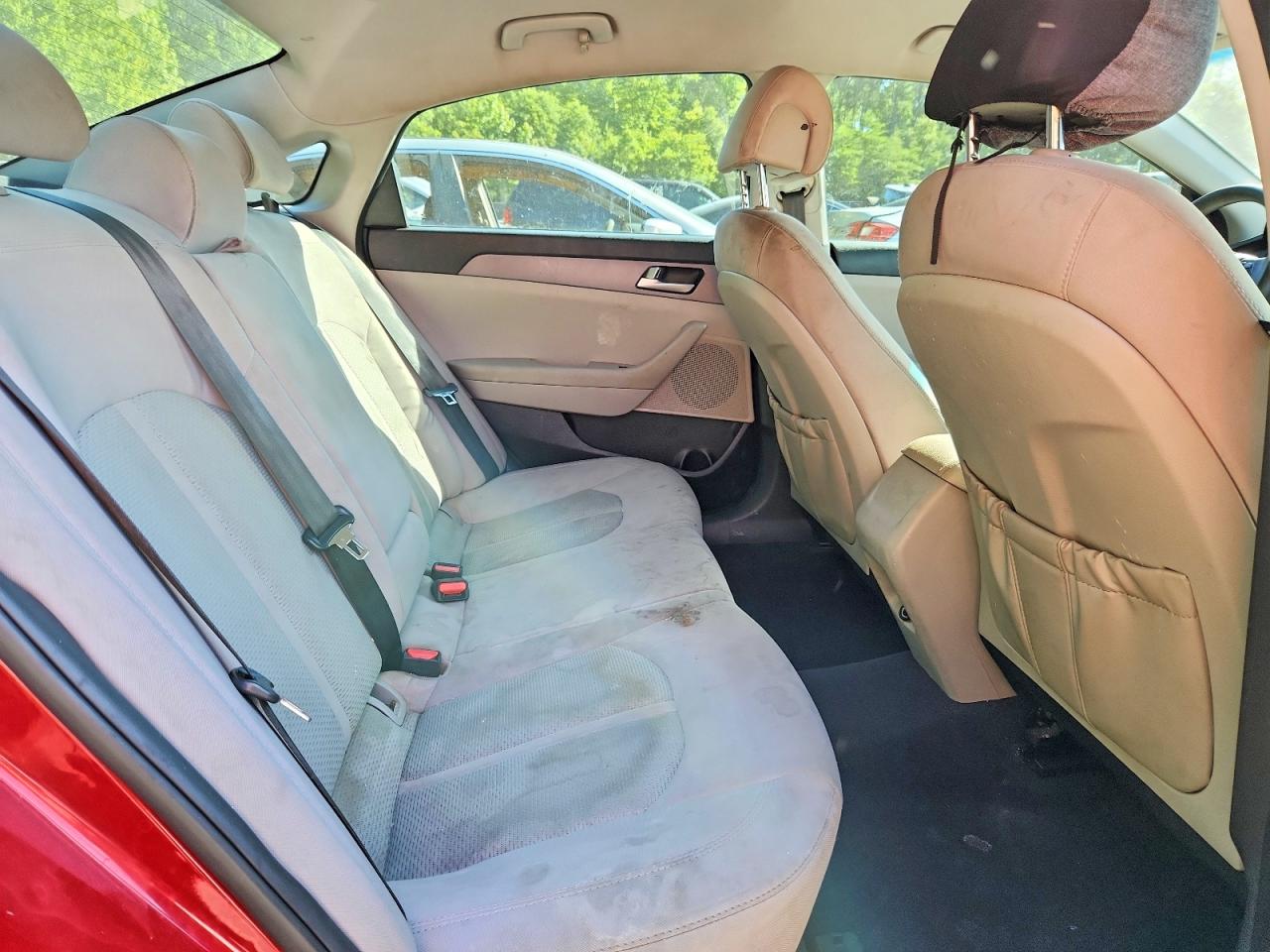 2017 HYUNDAI SONATA SE photo 19