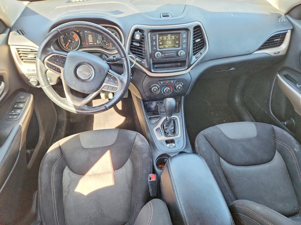 2018 JEEP CHEROKEE LATITUDE photo 15