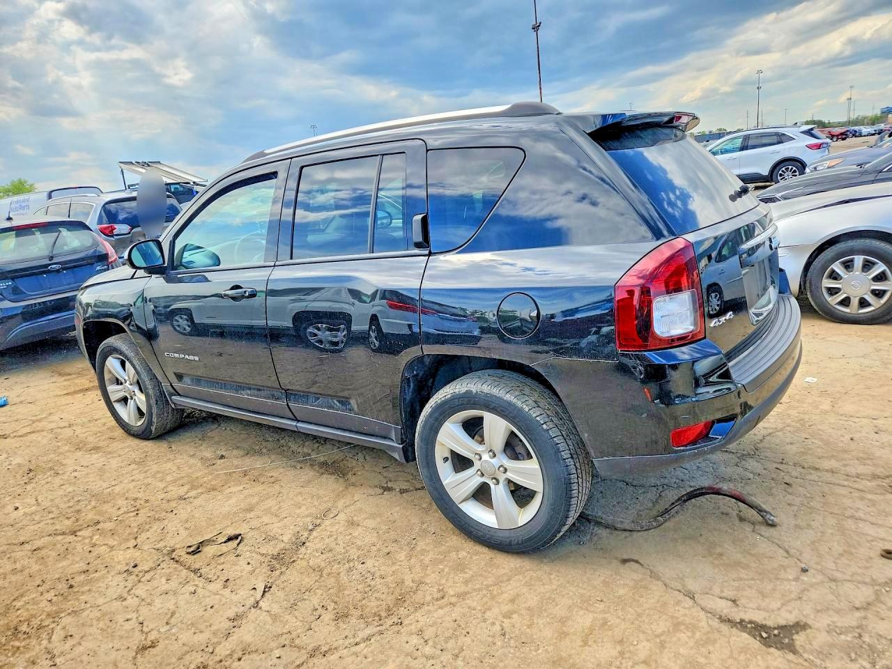 2014 JEEP COMPASS SPORT photo 3