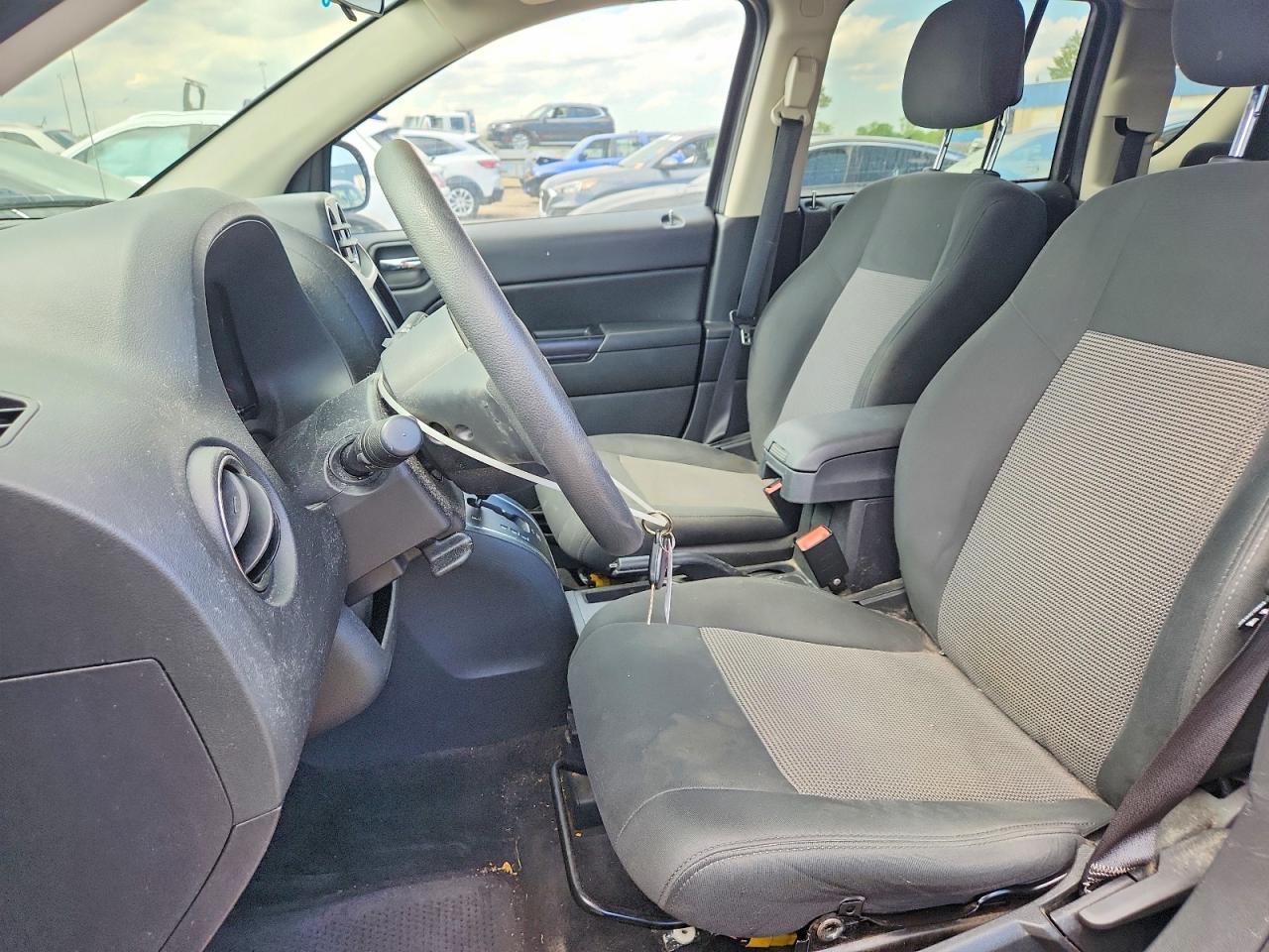 2014 JEEP COMPASS SPORT photo 13