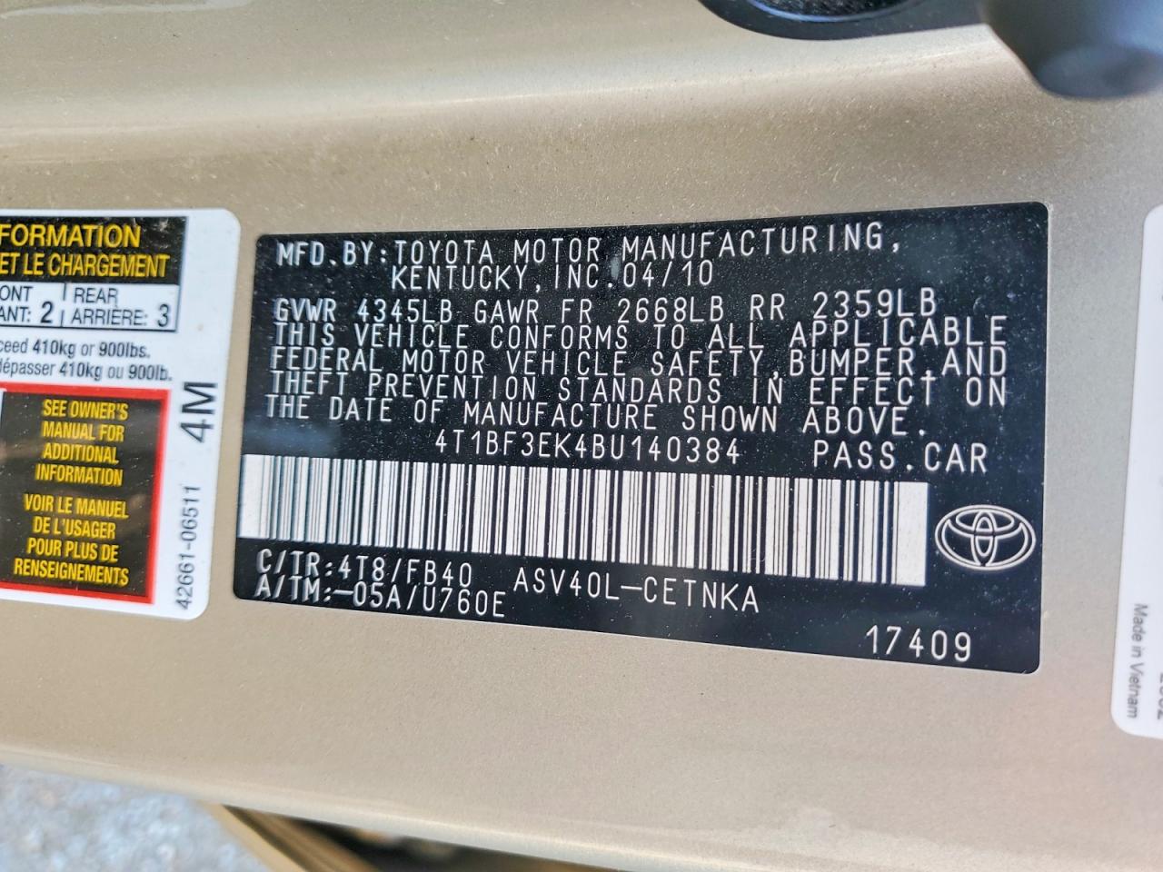 2011 TOYOTA CAMRY photo 23