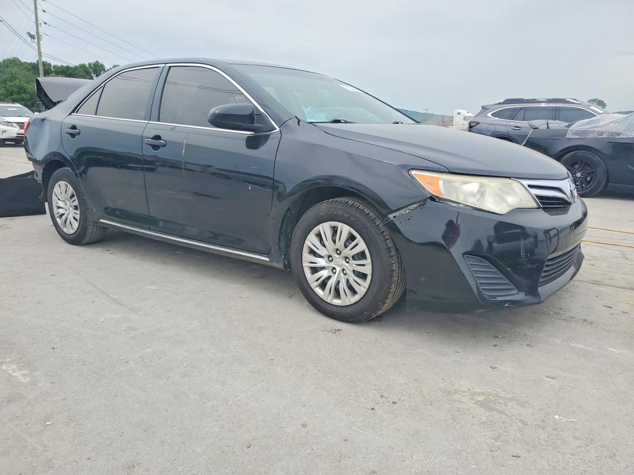 2012 TOYOTA CAMRY LE photo 10