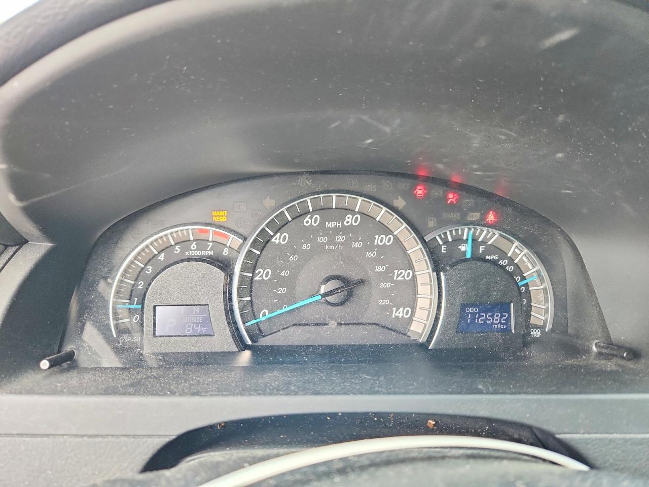 2012 TOYOTA CAMRY SE photo 17