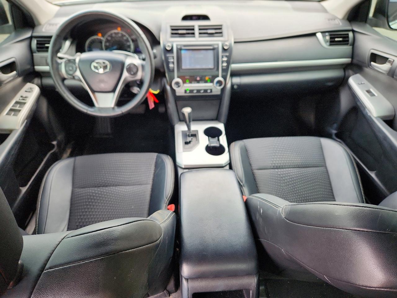 2012 TOYOTA CAMRY SE photo 15
