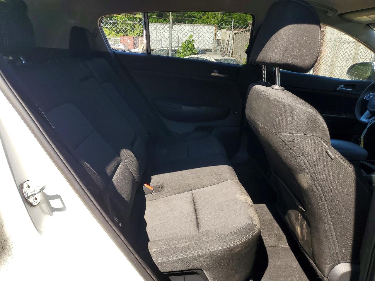 2020 KIA SPORTAGE LX photo 11