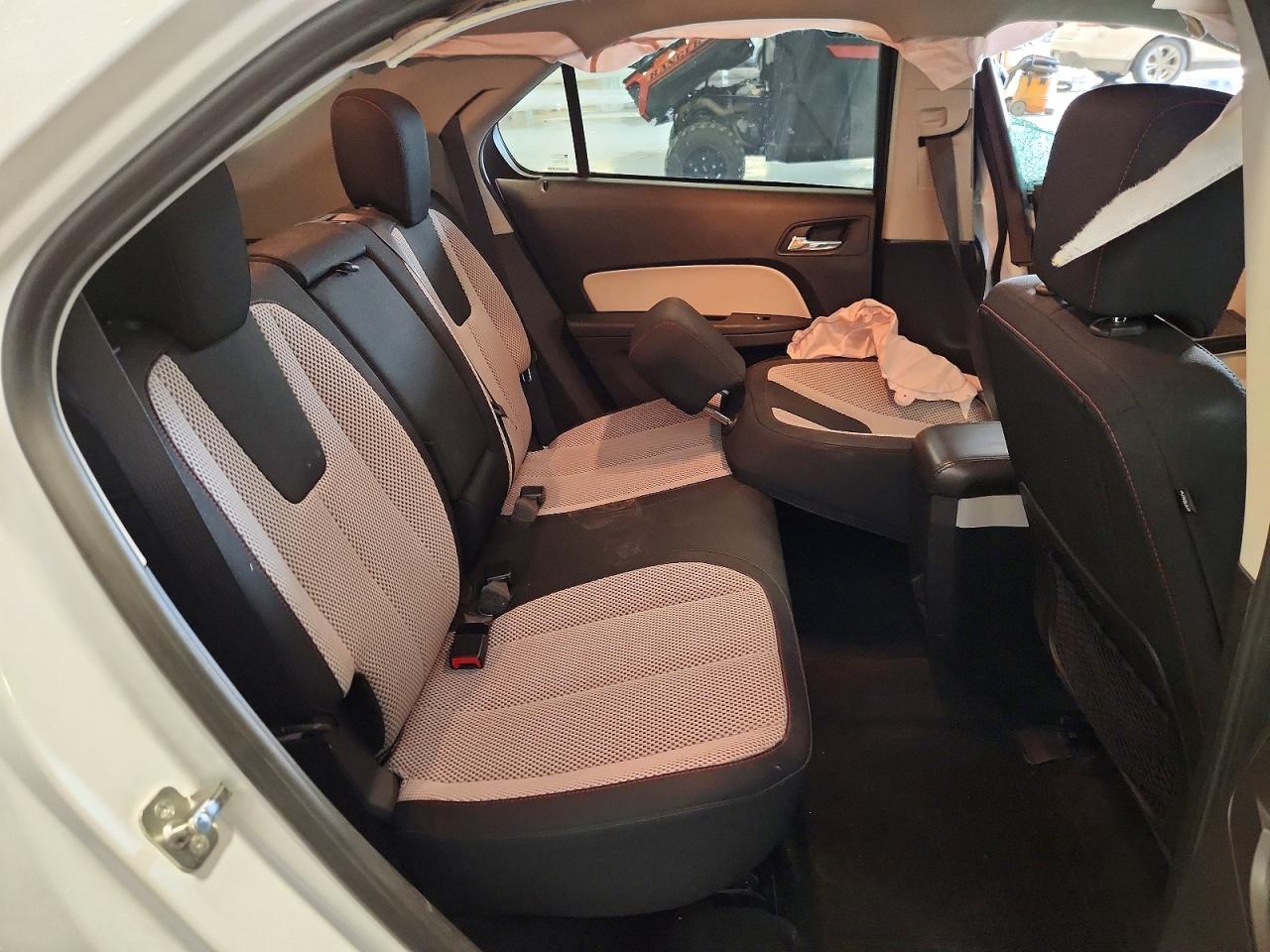 2017 CHEVROLET EQUINOX LT photo 21
