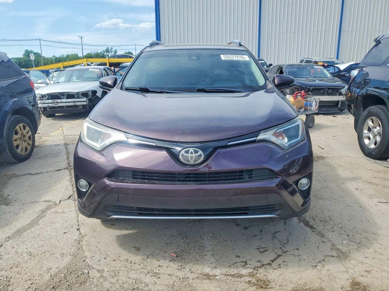 2017 TOYOTA RAV4 XLE photo 13