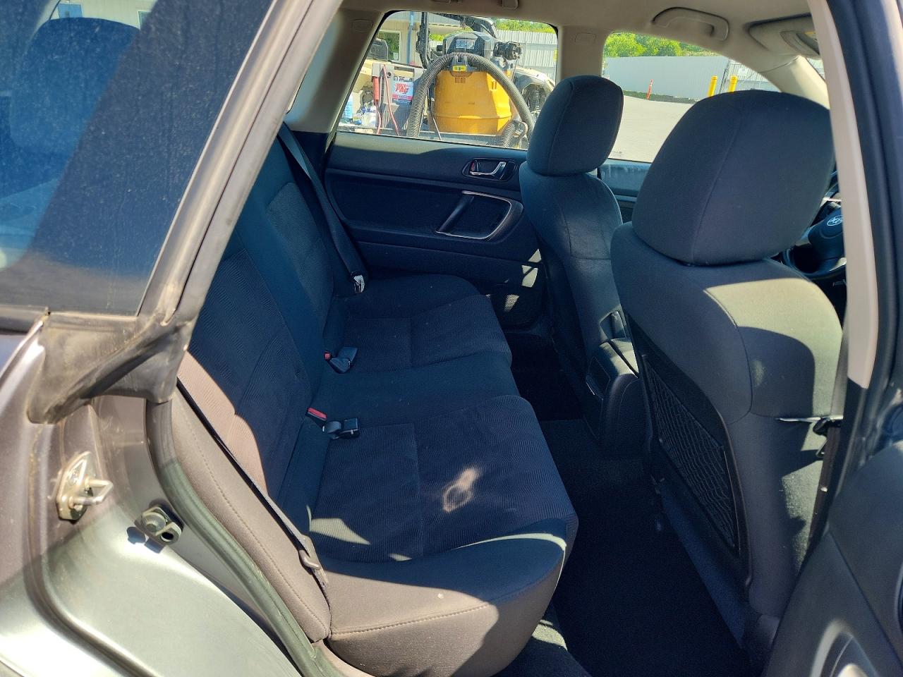 2008 SUBARU OUTBACK photo 10