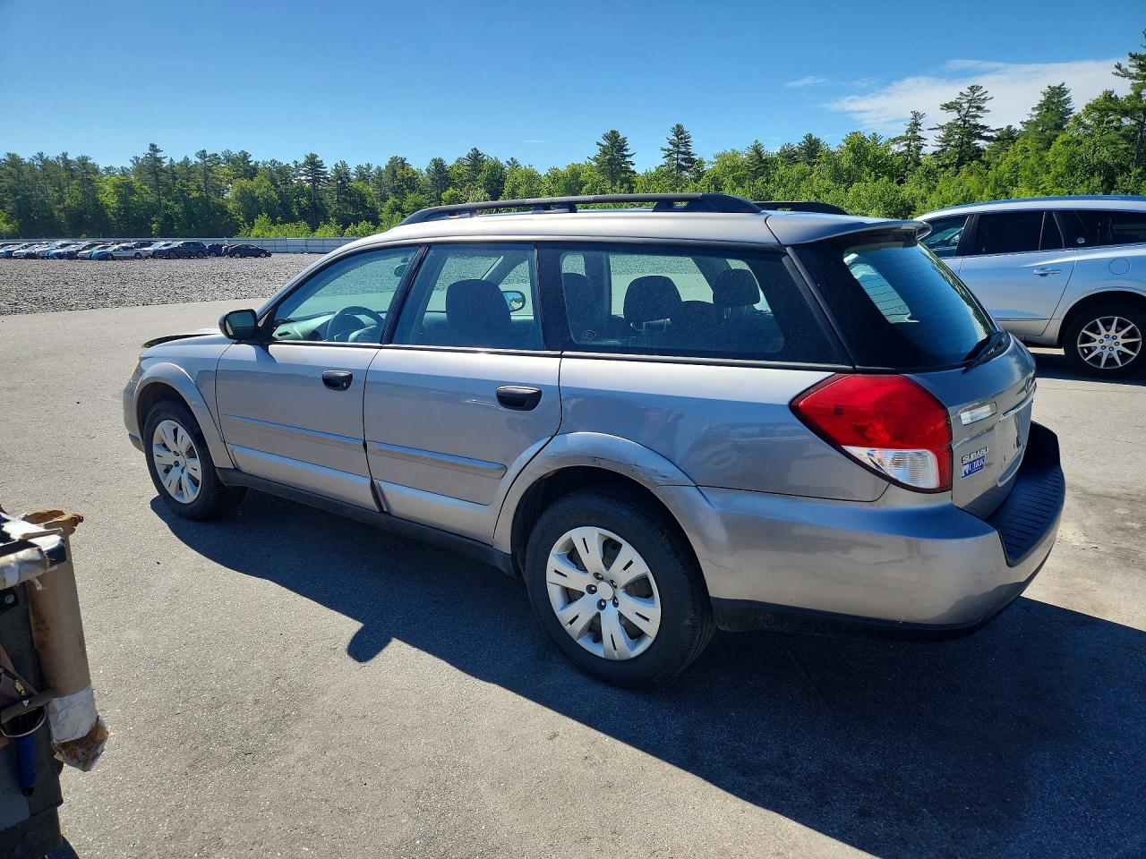 2008 SUBARU OUTBACK photo 2