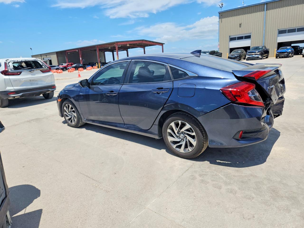 2017 HONDA CIVIC EX photo 3