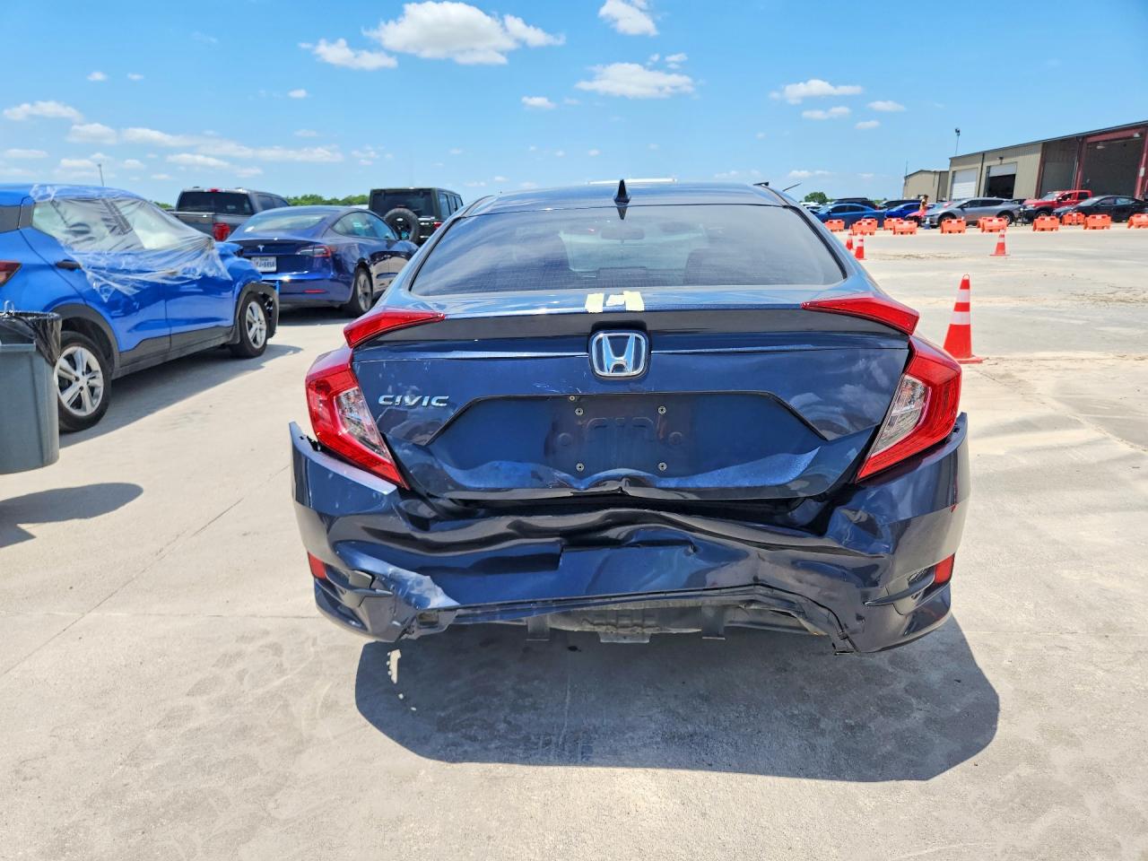 2017 HONDA CIVIC EX photo 11