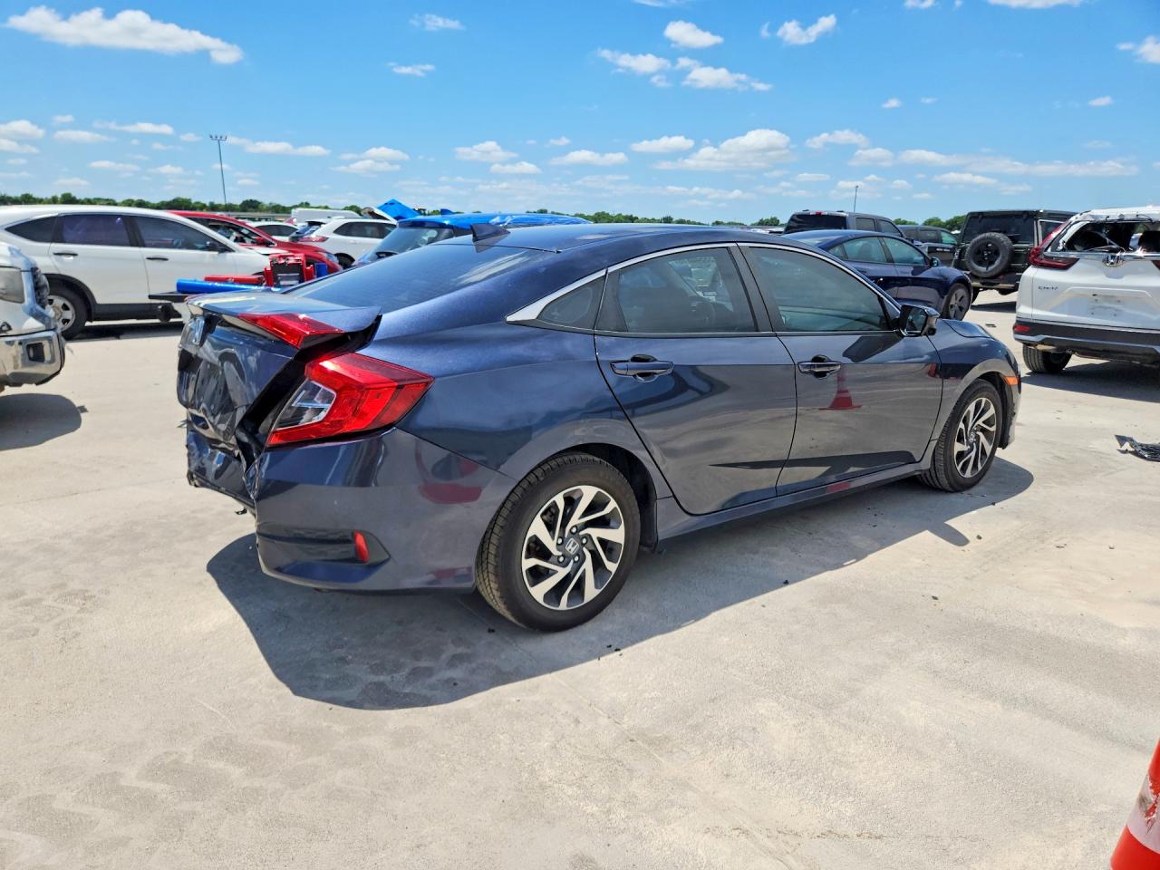 2017 HONDA CIVIC EX photo 5