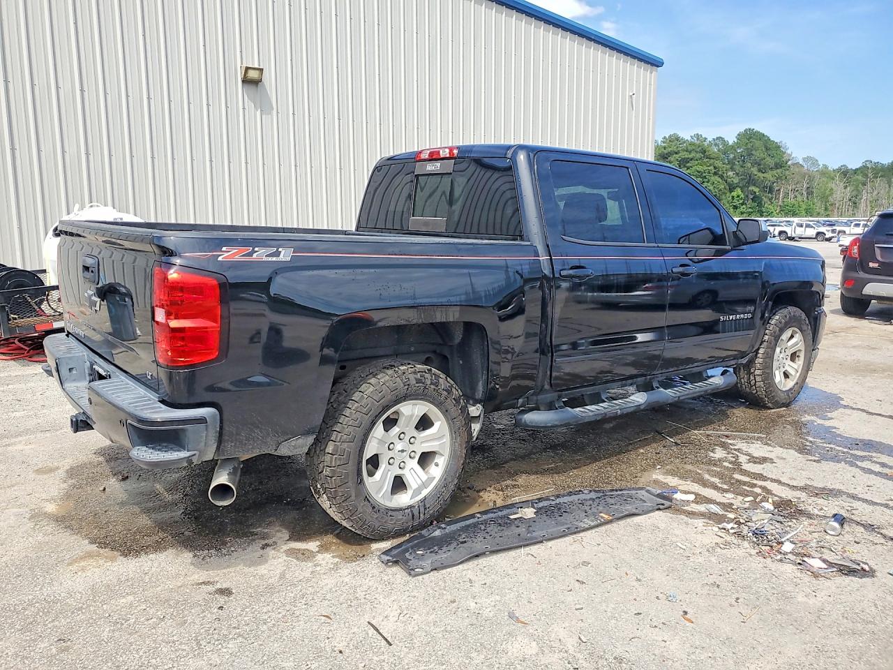 2017 CHEVROLET SILVERADO K1500 LT photo 7