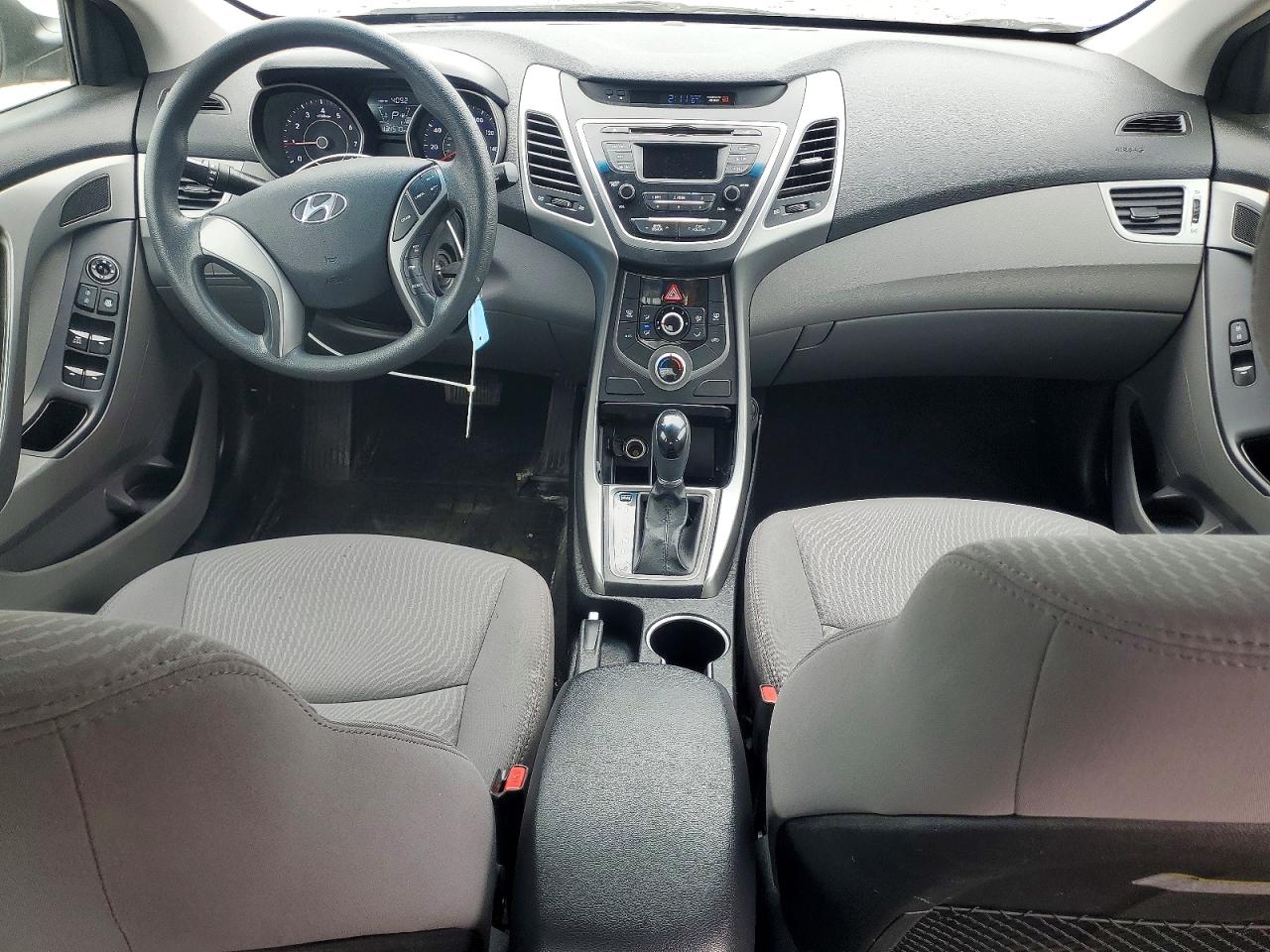 2015 HYUNDAI ELANTRA SE photo 15