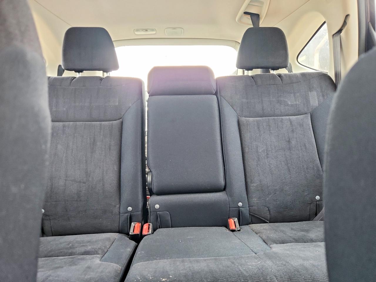 2014 HONDA CR-V LX photo 19