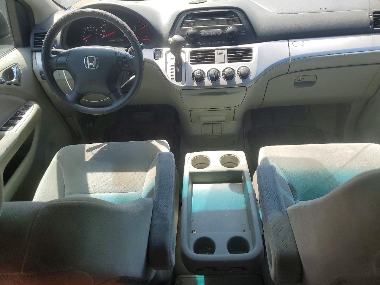 2008 HONDA ODYSSEY LX photo 8
