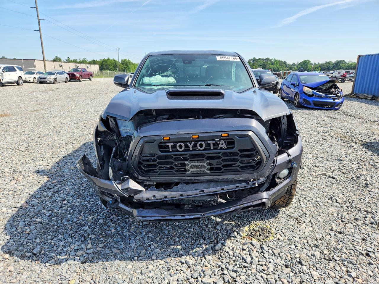 2019 TOYOTA TACOMA TRD SPORT photo 9