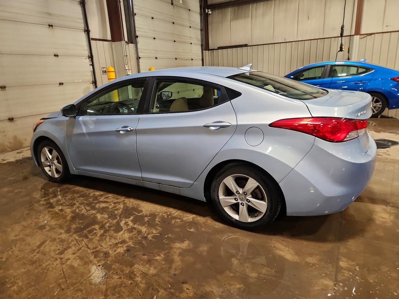 2012 HYUNDAI ELANTRA GLS photo 4