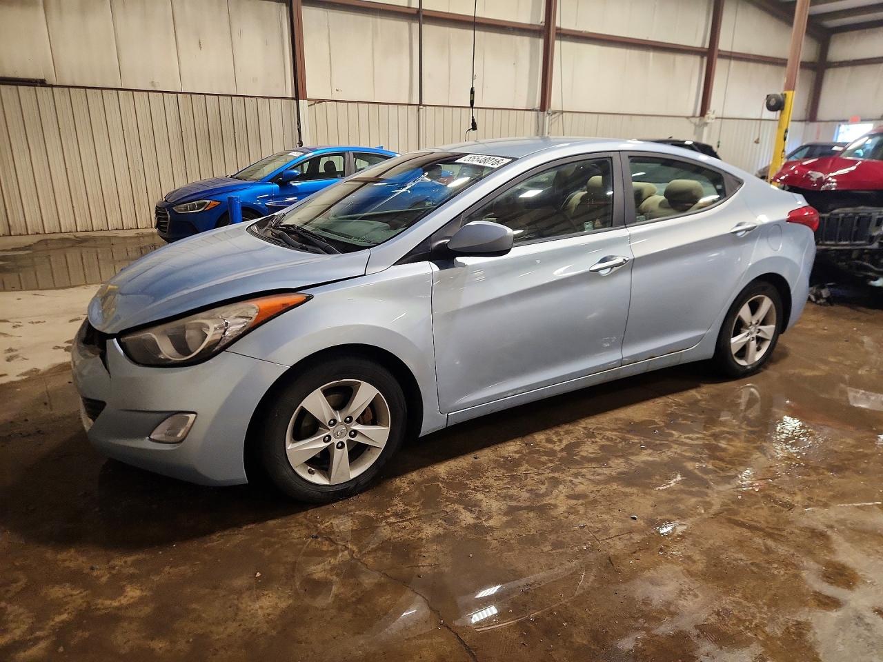 2012 HYUNDAI ELANTRA