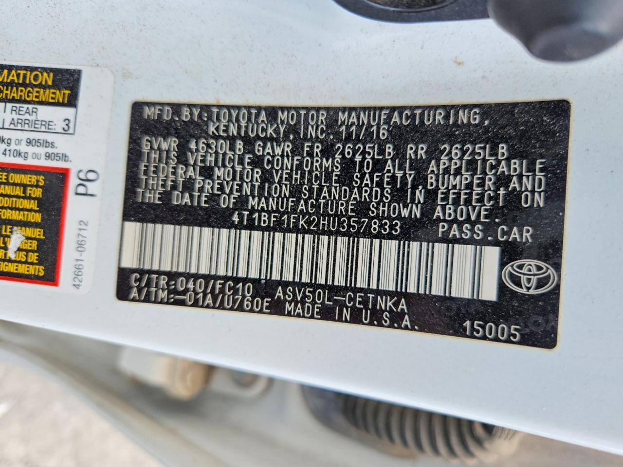 2017 TOYOTA CAMRY LE photo 34