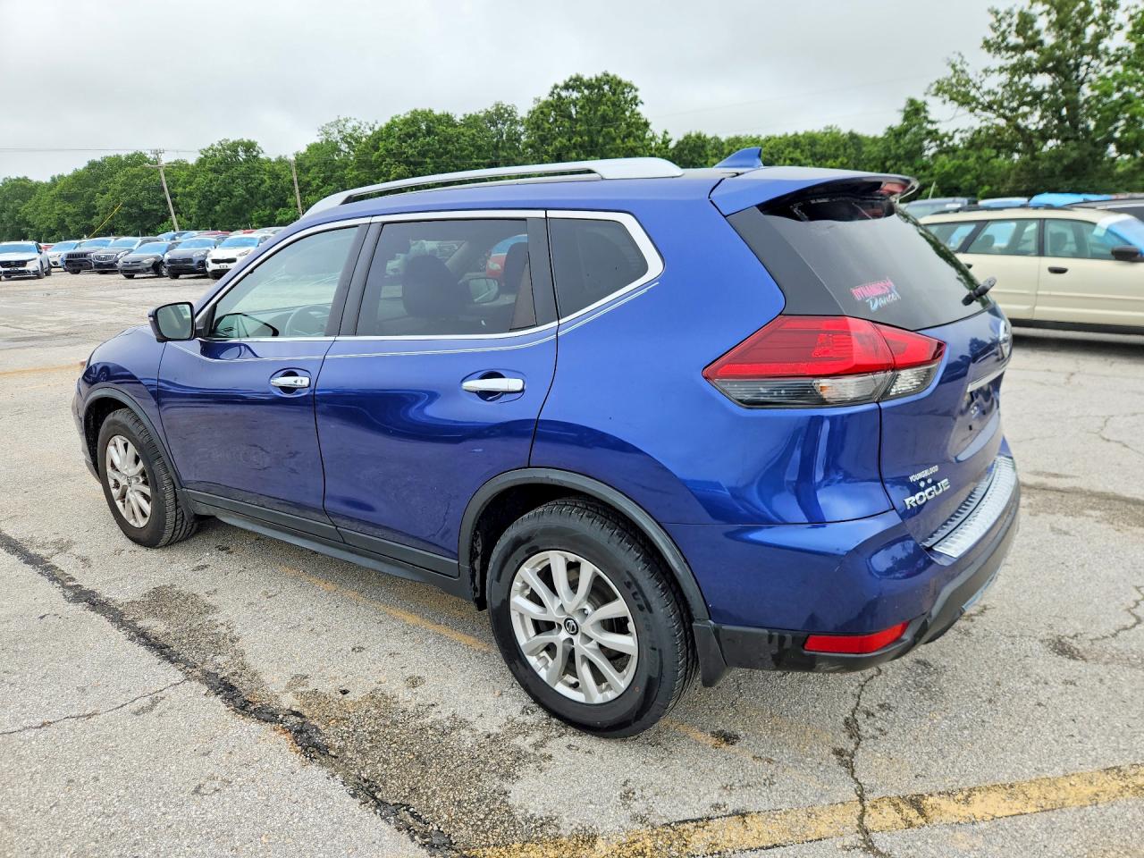 2018 NISSAN ROGUE S photo 3