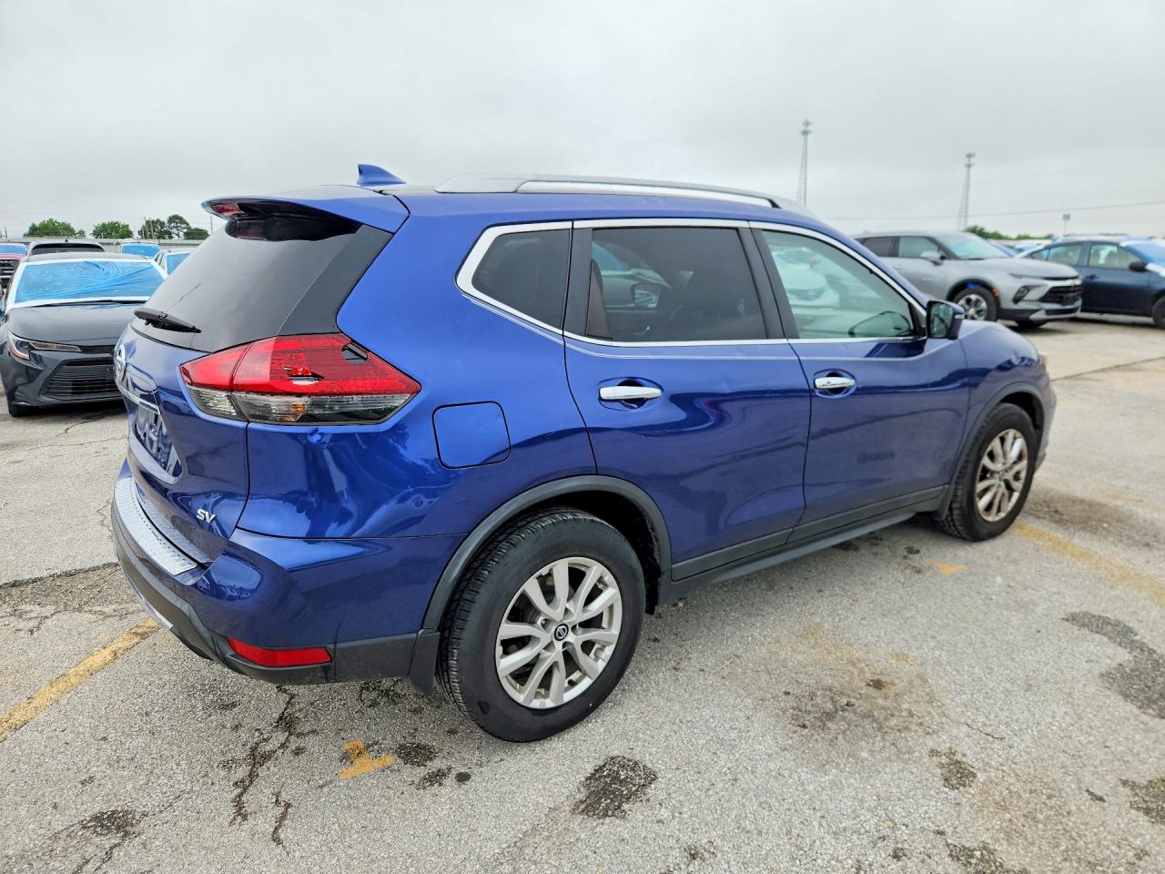 2018 NISSAN ROGUE S photo 5
