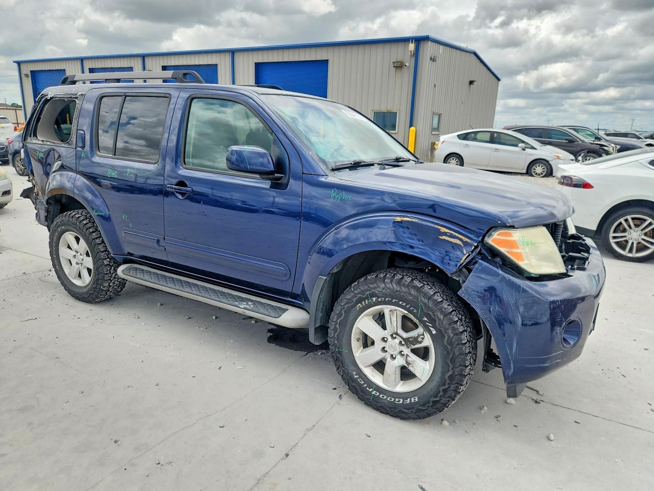 2009 NISSAN PATHFINDER S photo 7