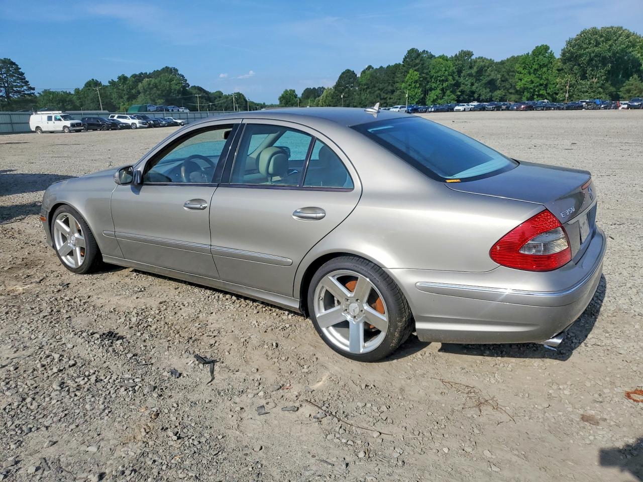 2009 MERCEDES-BENZ E 350 photo 3