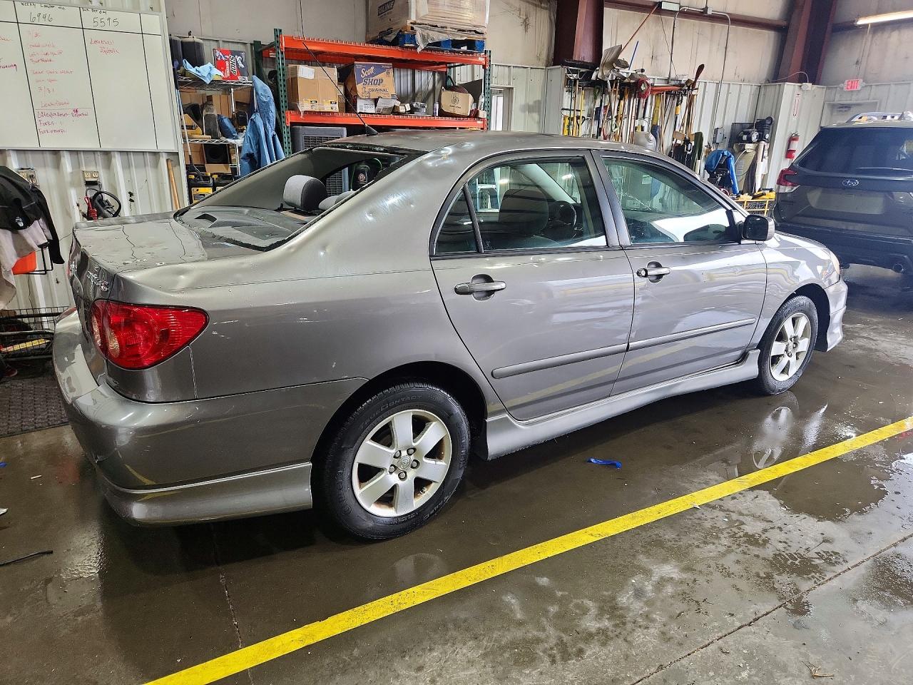 2006 TOYOTA COROLLA S photo 3