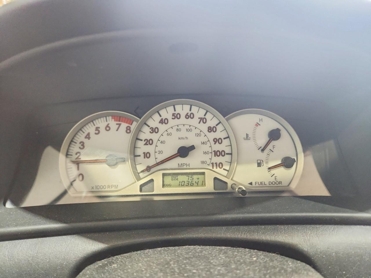 2006 TOYOTA COROLLA S photo 9