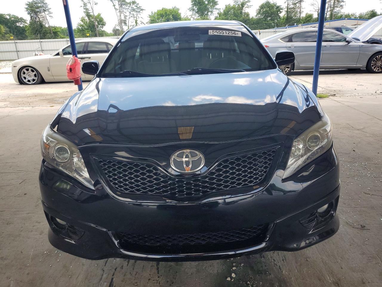 2010 TOYOTA CAMRY SE photo 5