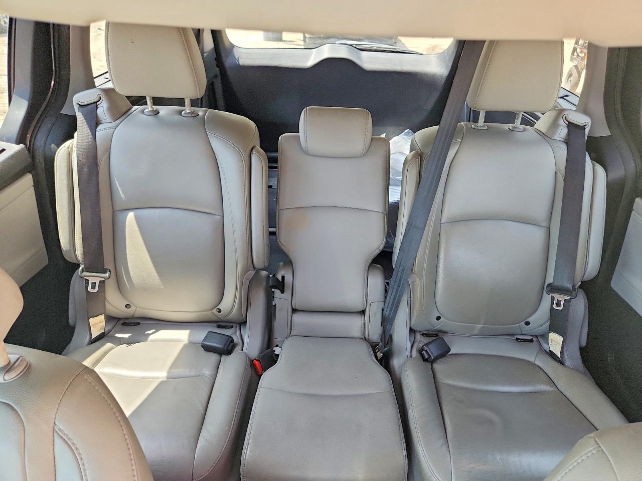 2019 HONDA ODYSSEY TOURING photo 10