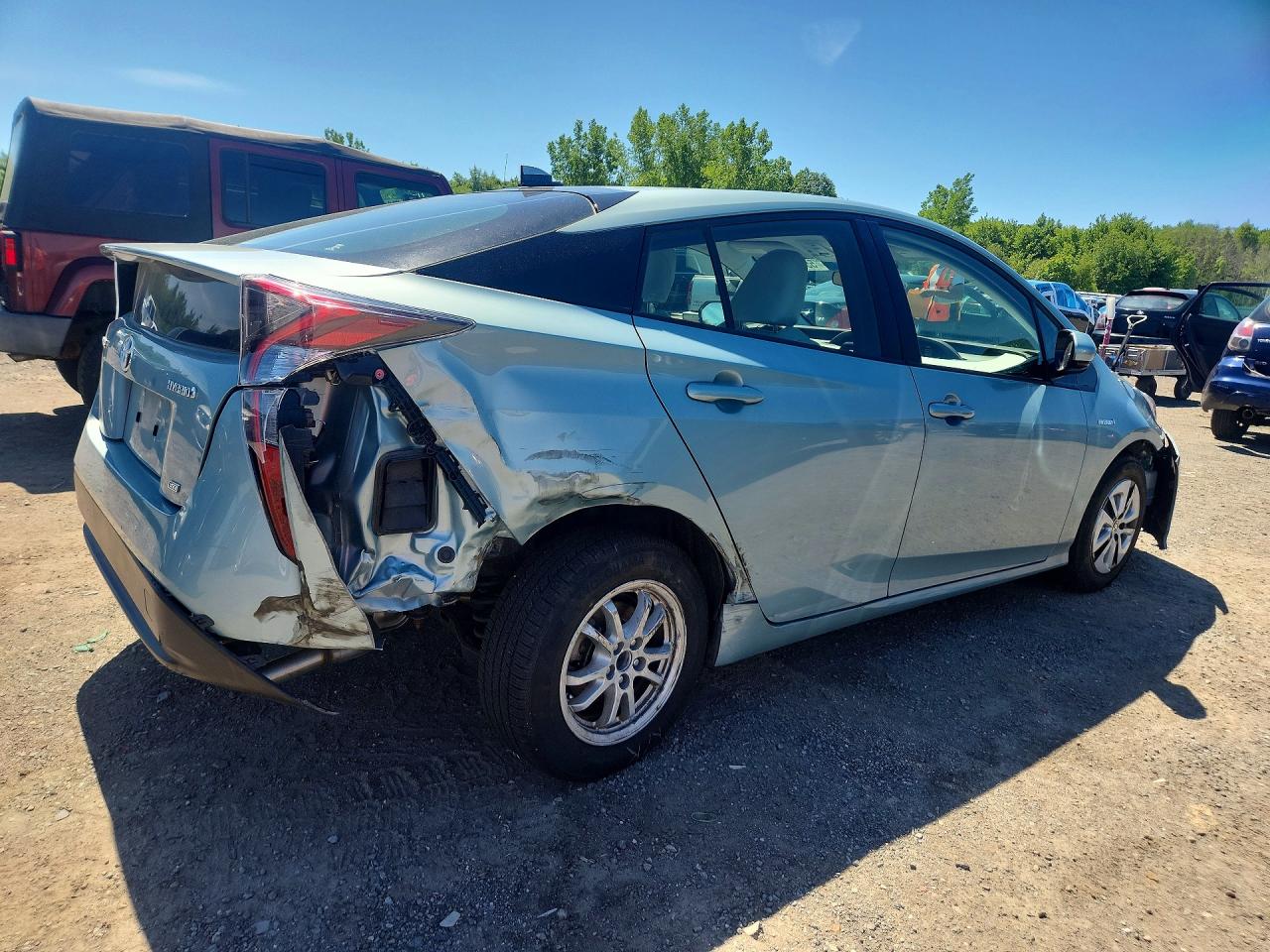 2018 TOYOTA PRIUS TWO ECO photo 5