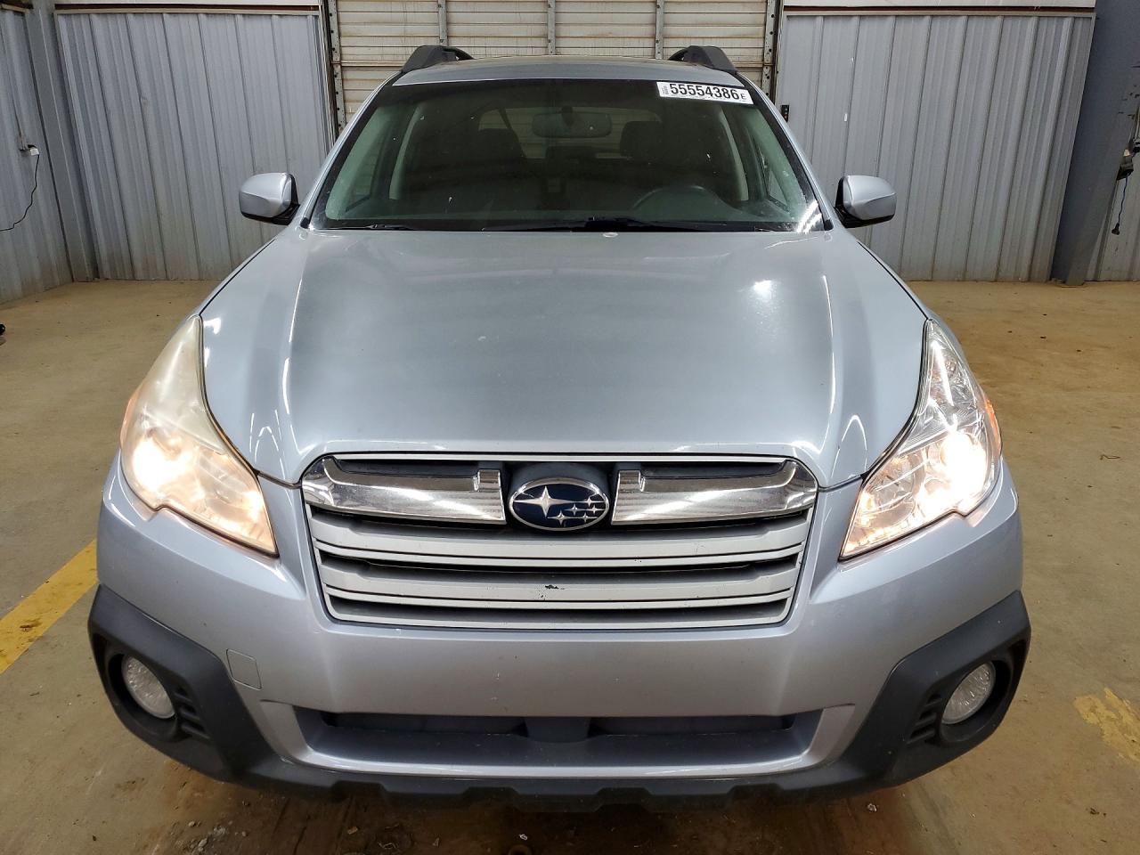 2014 SUBARU OUTBACK photo 9