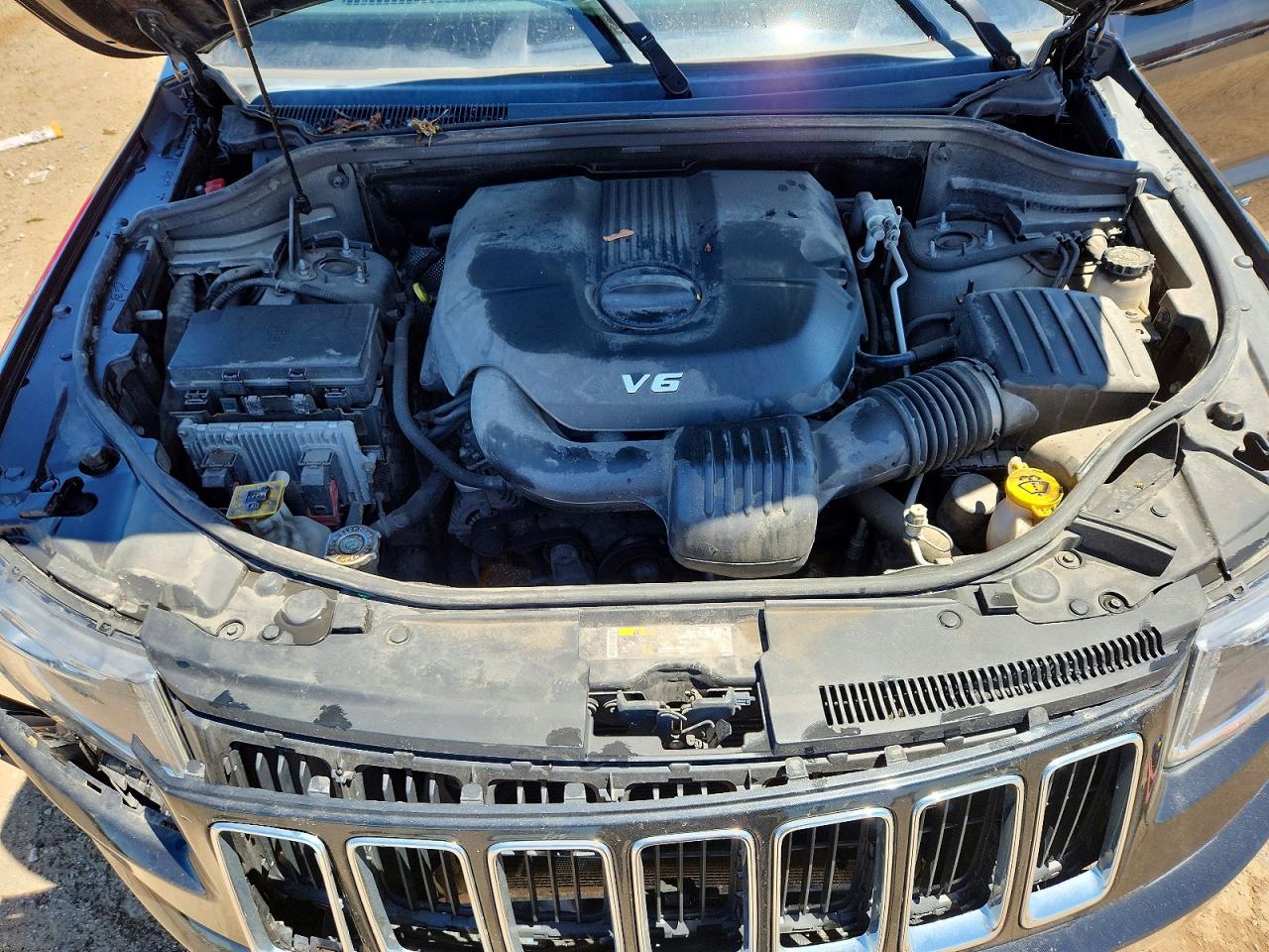 2015 JEEP GRAND CHEROKEE LAREDO photo 21
