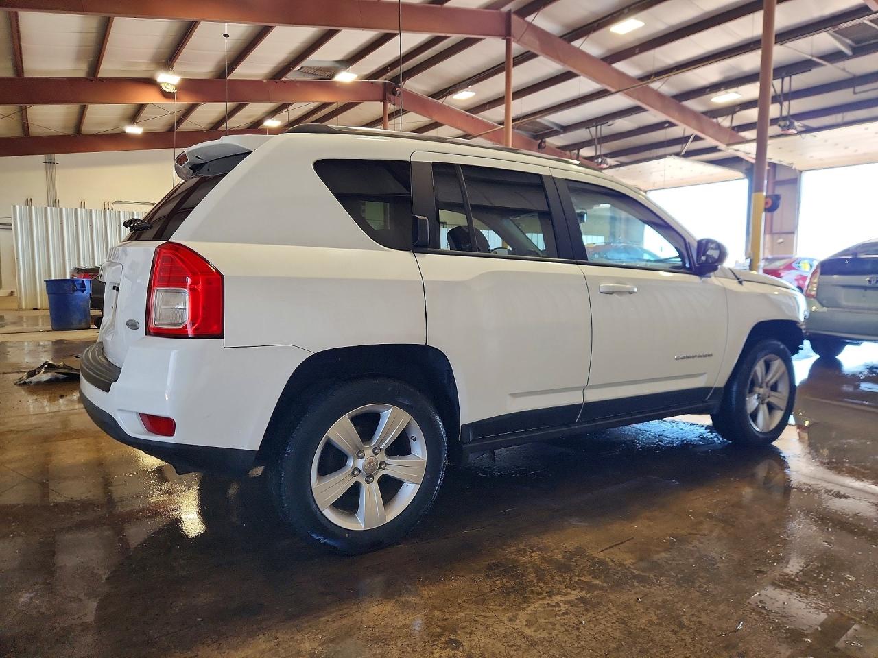 2012 JEEP COMPASS LATITUDE photo 5