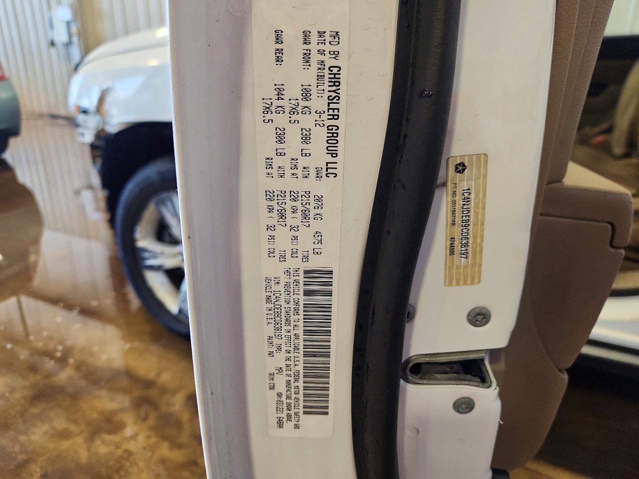 2012 JEEP COMPASS LATITUDE photo 27
