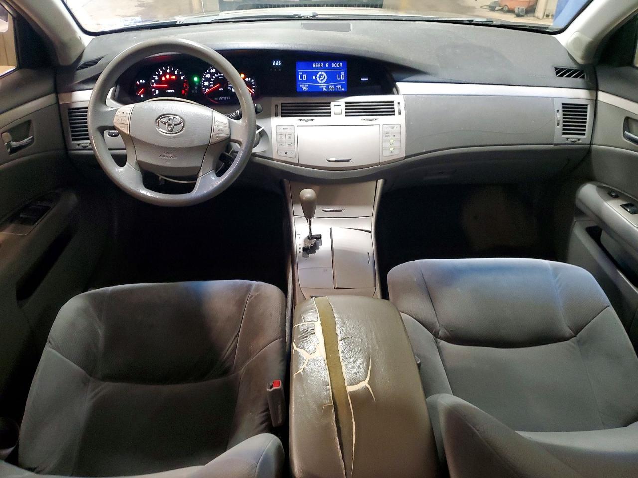 2006 TOYOTA AVALON XL photo 15