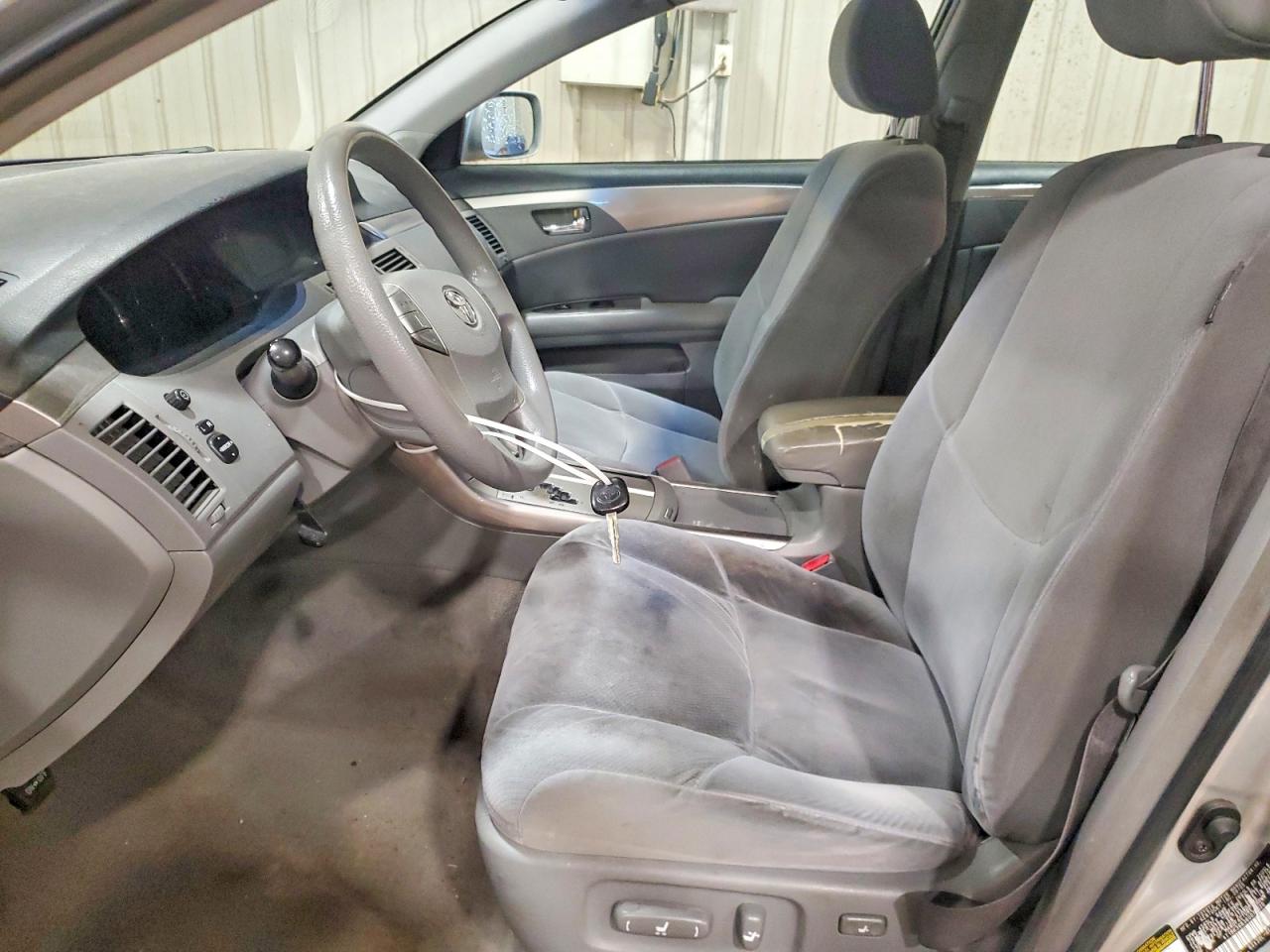 2006 TOYOTA AVALON XL photo 13