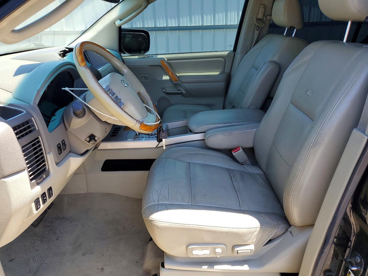 2006 INFINITI QX56 BASE photo 13