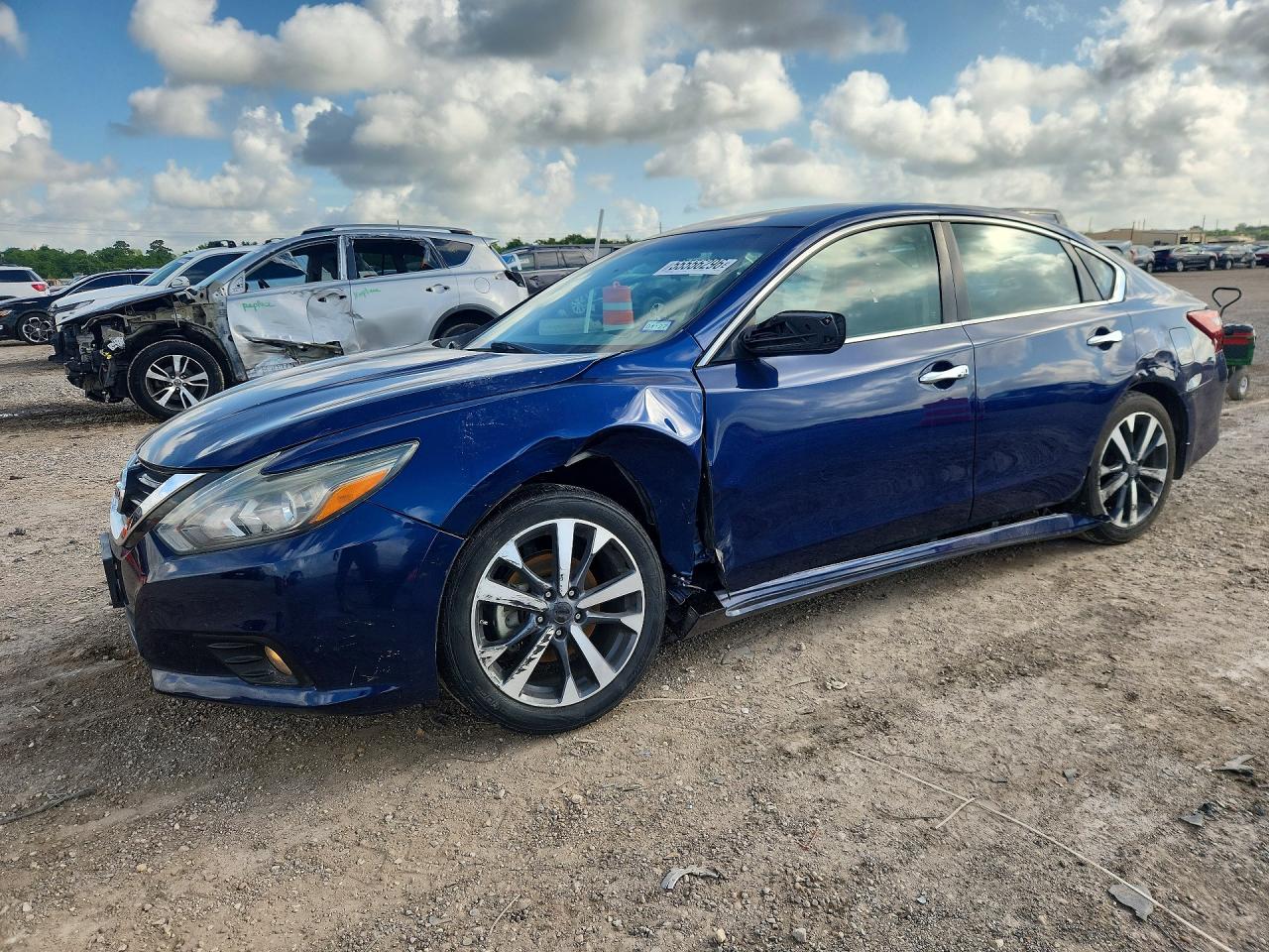 2017 NISSAN ALTIMA