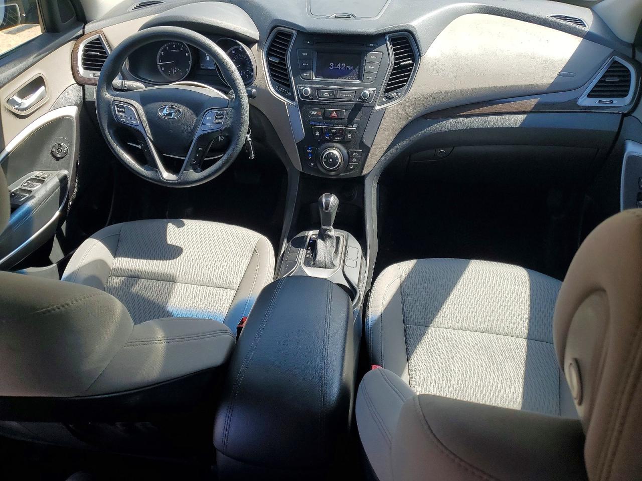 2018 HYUNDAI SANTA FE SPORT photo 8