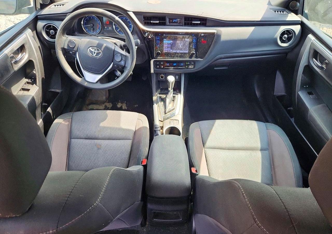 2018 TOYOTA COROLLA LE photo 15