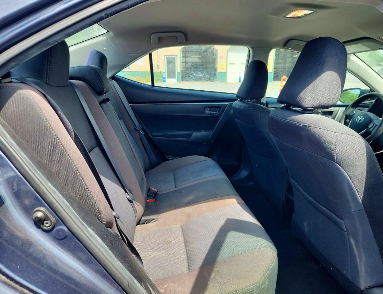 2018 TOYOTA COROLLA LE photo 19