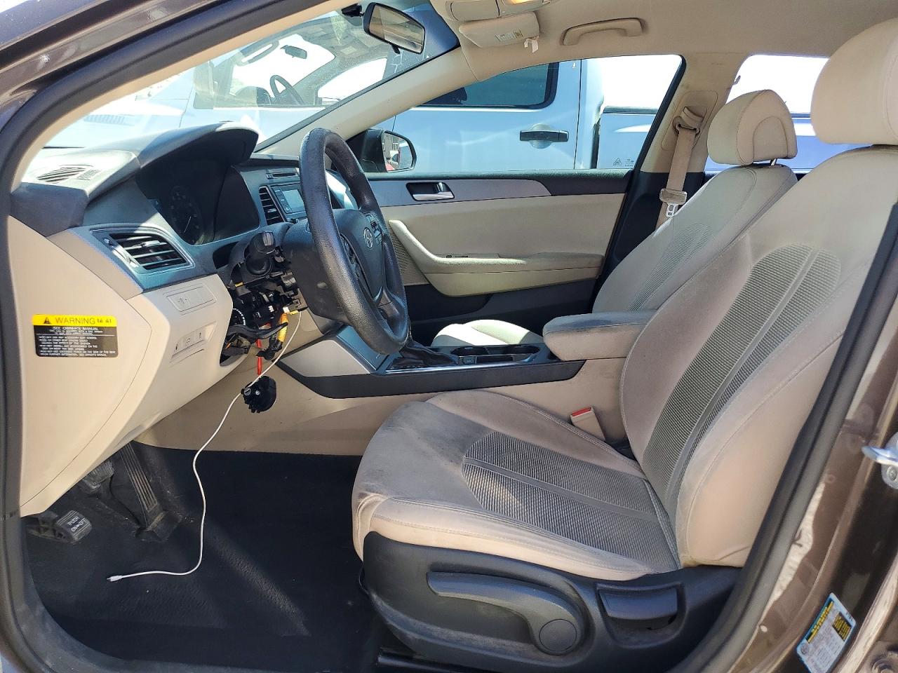 2015 HYUNDAI SONATA SE photo 13
