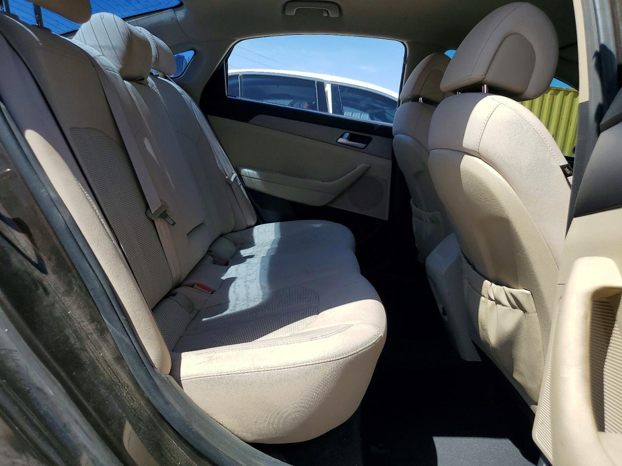 2015 HYUNDAI SONATA SE photo 19